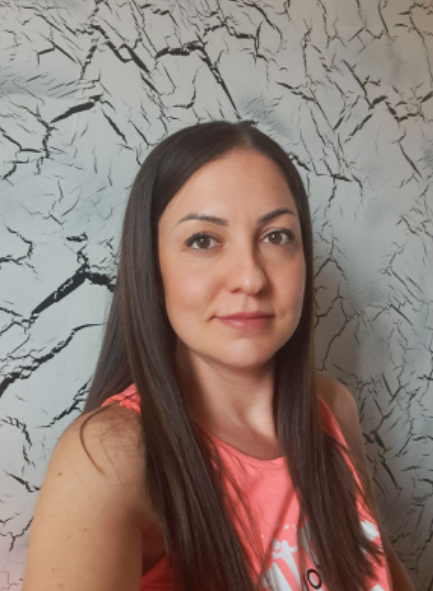 Женя Михайлова — водеща на самомасажа
